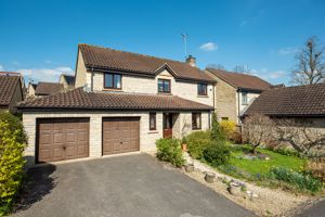 Photo 27- click for photo gallery